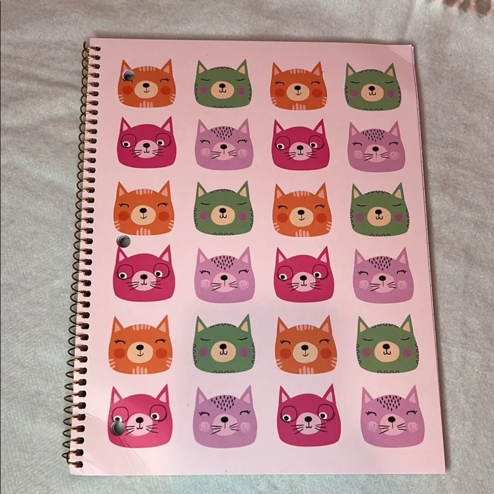 NWT 🐱😻 Cat Spiral Notebook- Back To School